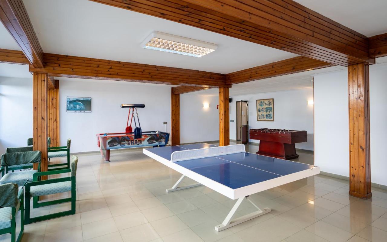 Medplaya Hotel Vistamar Costa Dorada ロスピタレート・デ・リンファント エクステリア 写真